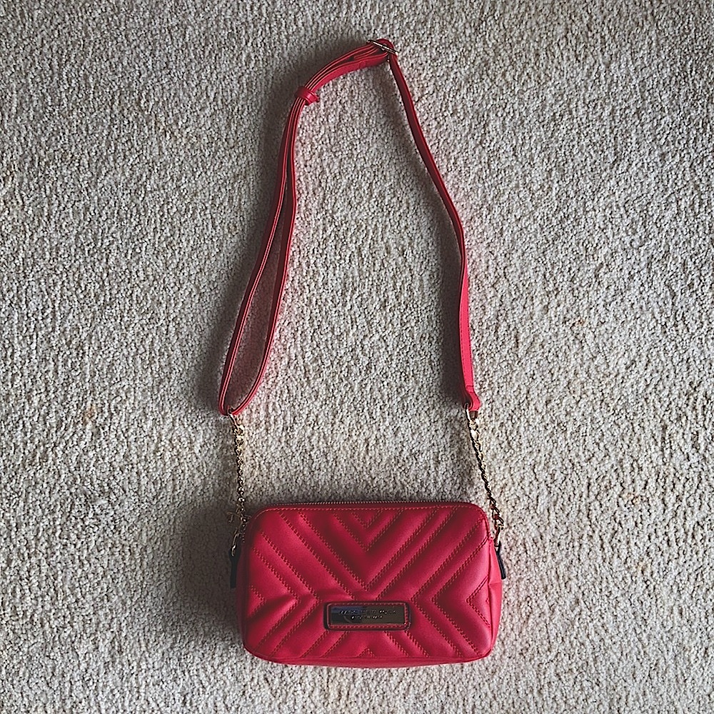 Red Quilted Marc New York Andrew Marc Crossbody Purse Bag